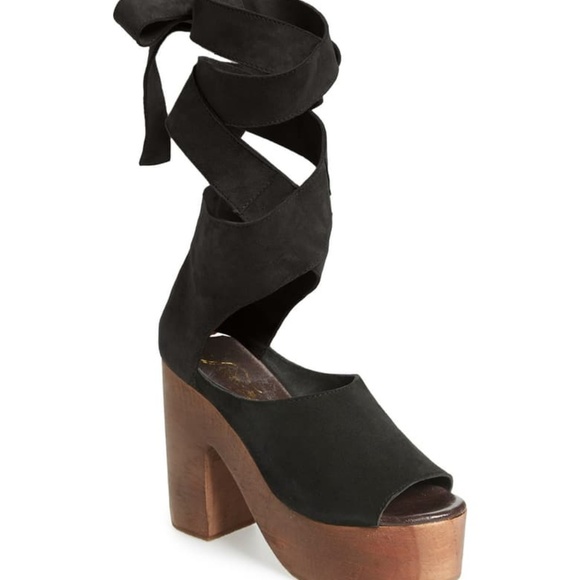 Free People Shoes - Free People Touch the Sky Clog Heels size 6